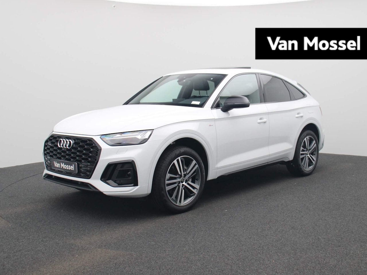 Audi Q5 Sportback - 50 TFSI e S edition Competition 299 PK | S-line | Automaat | Navigatie | Camera | Panorama - AutoWereld.nl