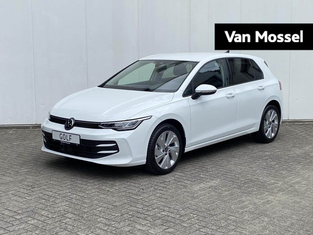 Volkswagen Golf - 1.5 eTSI Life Edition 116 PK Automaat | Nieuwe Golf facelift | Navigatie | Apple Carplay | - AutoWereld.nl