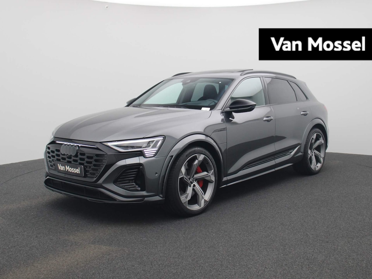 Audi Q8 e-tron - S quattro SQ8 115 kWh 503 PK | S-line | Automaat | Navigatie | 360 Camera | Panoramadak | - AutoWereld.nl