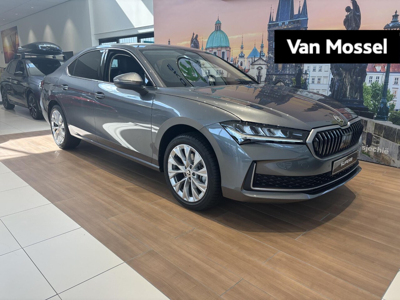 Skoda Superb - 1.5 TSI MHEV First Edition 150 PK | Automaat | LED Koplampen | Navigatie | Trekhaak | Loun - AutoWereld.nl