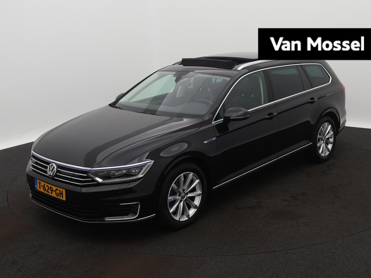 Volkswagen Passat Variant - 1.4 TSI GTE Highline | Automaat | Panorama dak | Dyn-Audio Geluidinstallatie | Keyless | L - AutoWereld.nl