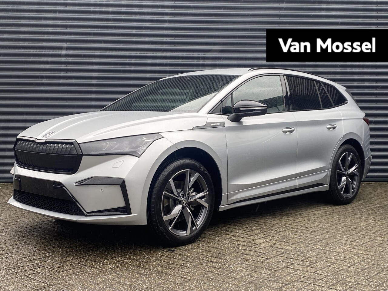 Skoda Enyaq iV - 60 Sportline Business | Automaat | Matrix LED Koplampen | Navigatie | Achteruitrijcamera | - AutoWereld.nl