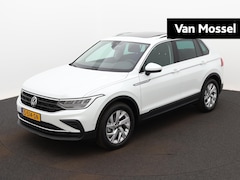 Volkswagen Tiguan - 1.5 TSI Life Business Demo | Achteruitrijcamera | Assistance pakket | Multimedia pakket pl