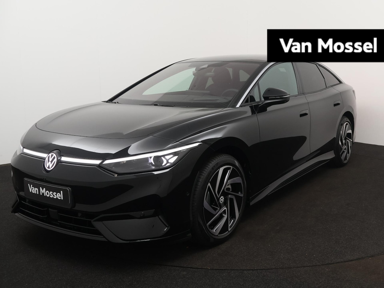 Volkswagen ID.7 - Pro Business 77 kWh 268 PK | Apple Carplay | 360 Camera | IQ lights | Climate control | Ke - AutoWereld.nl