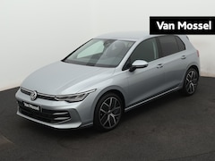 Volkswagen Golf - 1.5 TSI Oranje Edition 116 PK | Apple Carplay | 18" Lichtmetalen velgen | Climate control