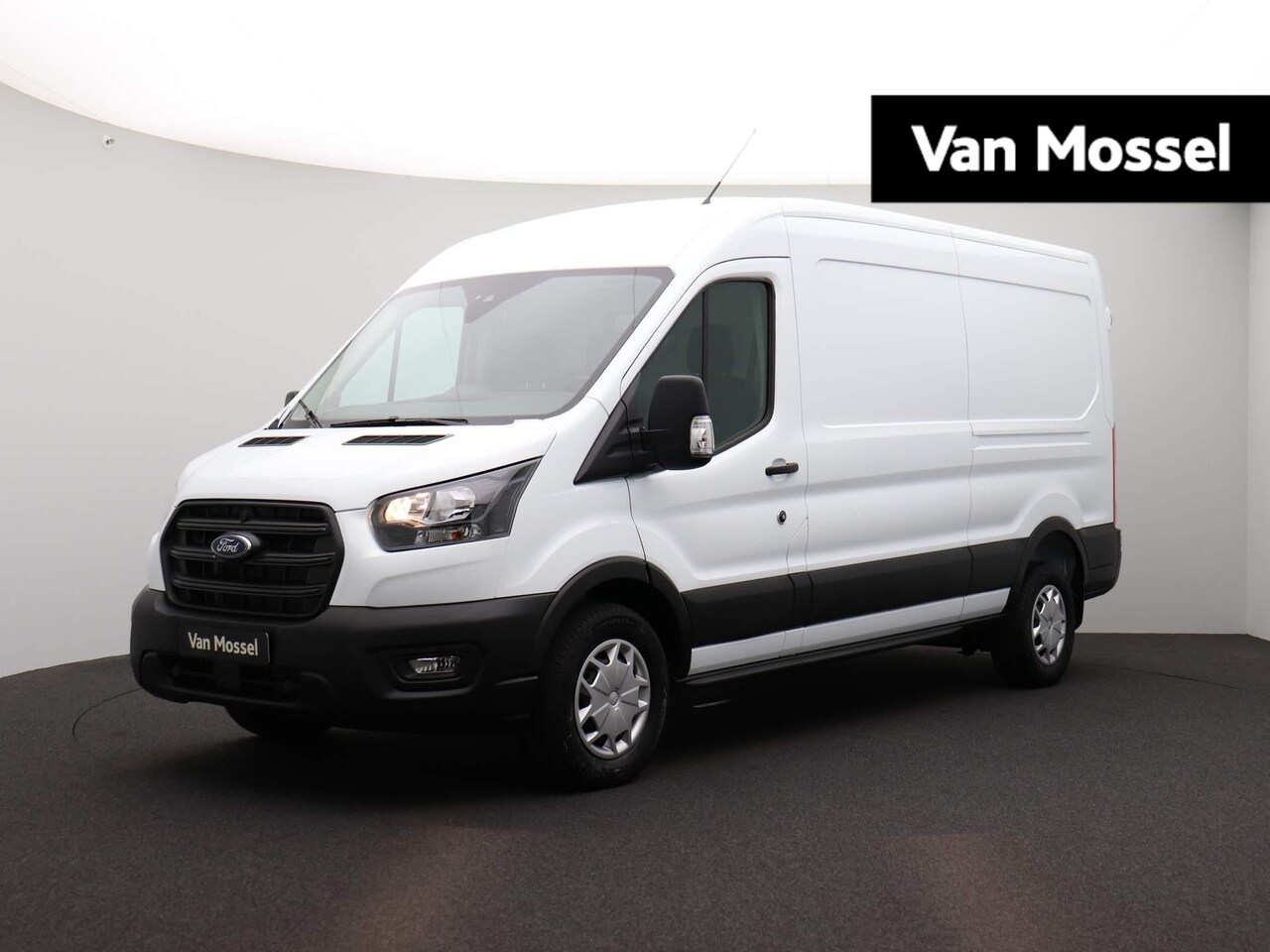 Ford Transit - 350 2.0 TDCI L3H2 Trend Automaat 130 pk | Tussenschot met ruit | Ruiten in de achterdeuren - AutoWereld.nl