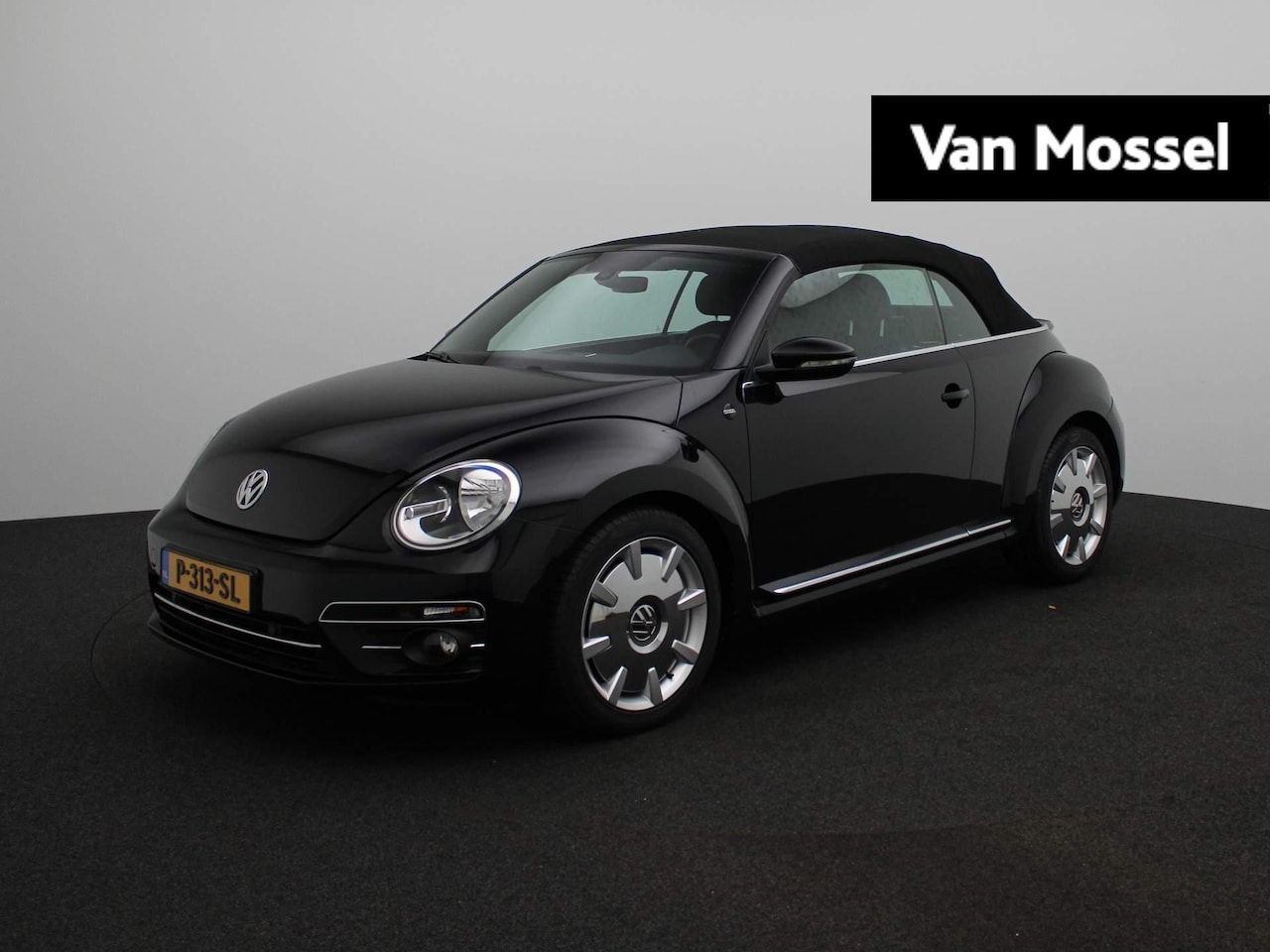 Volkswagen Beetle Cabriolet - 1.2 TSi Aut. Sound | Navi | Camera | Stoelverwarming | 18'' Retro Velgen | Cruise Control - AutoWereld.nl