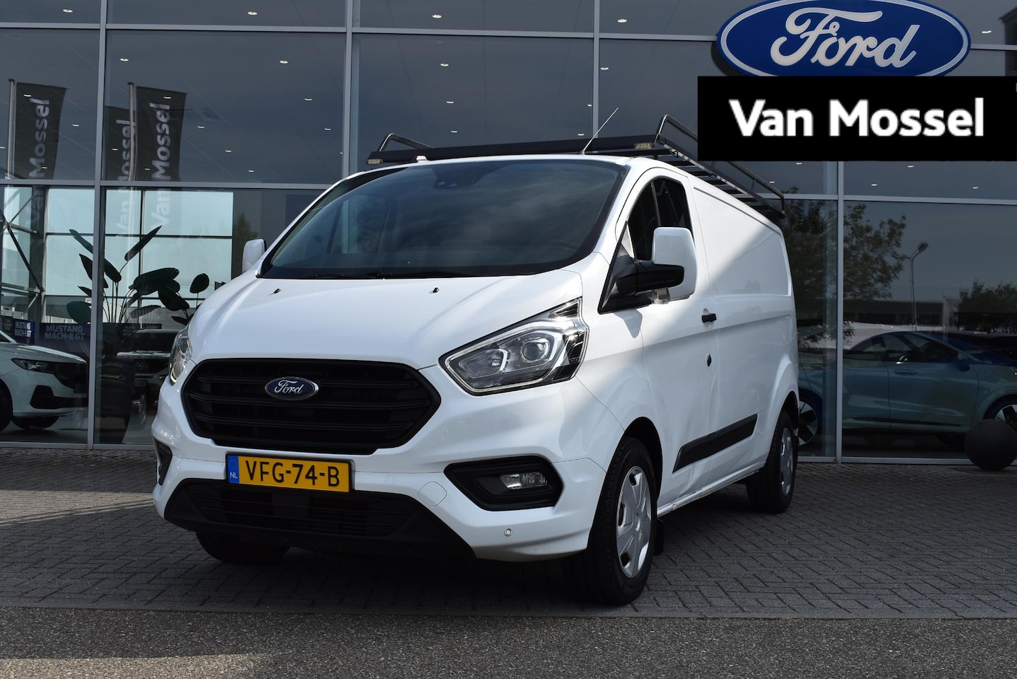 Ford Transit Custom - 340 2.0 TDCI L2H1 Trend | Cruise Control | Achteruitrijcamera| Imperiaal | Schuifdeur Zijk - AutoWereld.nl