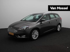 Ford Focus Wagon - 1.5 Titanium Navigatie | Sensoren rondom | Climate control | 1e eigenaar