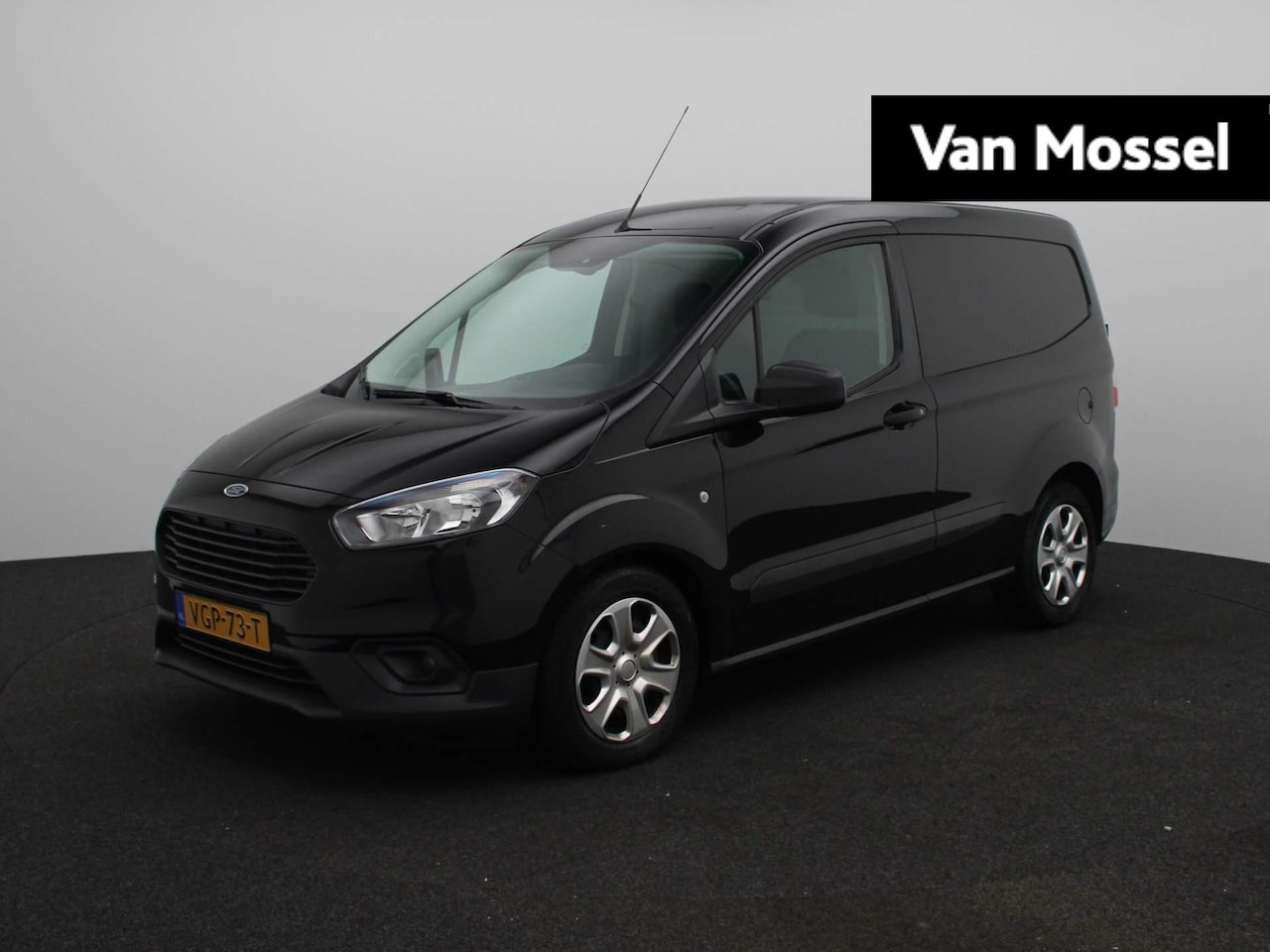 Ford Transit Courier - 1.0 Trend EcoBoost S&S | Navigatie | Parkeersensoren - AutoWereld.nl