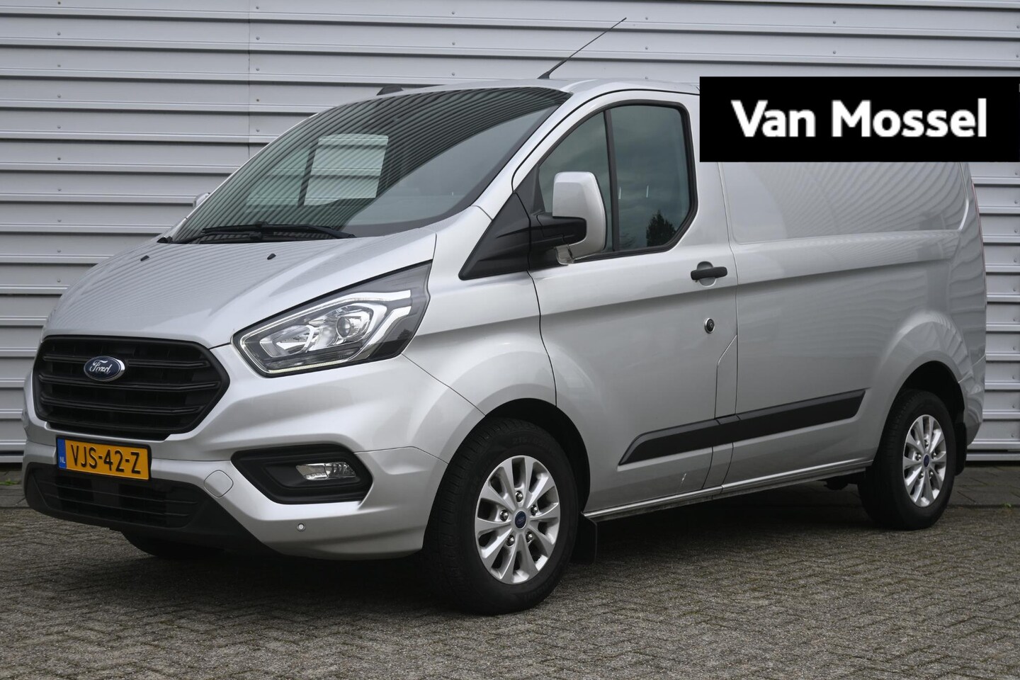 Ford Transit Custom - 280 2.0 TDCI L1H1 Trend 130PK | Trekhaak | Navigatie | Lichtmetalen velgen | - AutoWereld.nl