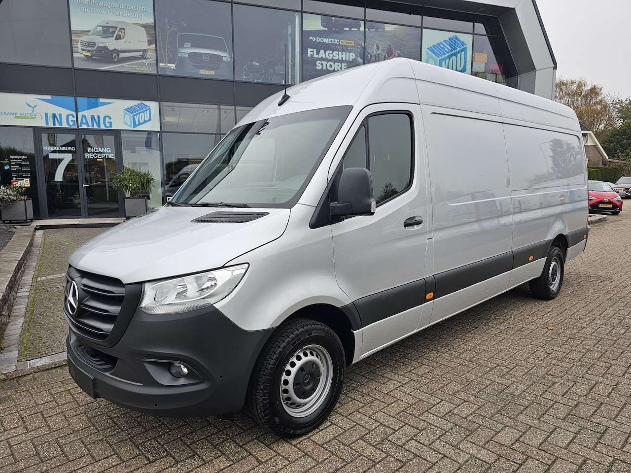 Mercedes-Benz Sprinter - 317 CDI L3-H2 * 360 Graden Camera * Navi * Apple Car Play * Chauffeurs stoel * - AutoWereld.nl