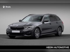 BMW 3-serie Touring - 330i High Executive | Achteruitrijcamera | Ambiente verlichting | Stoelverwarming | HIFI |