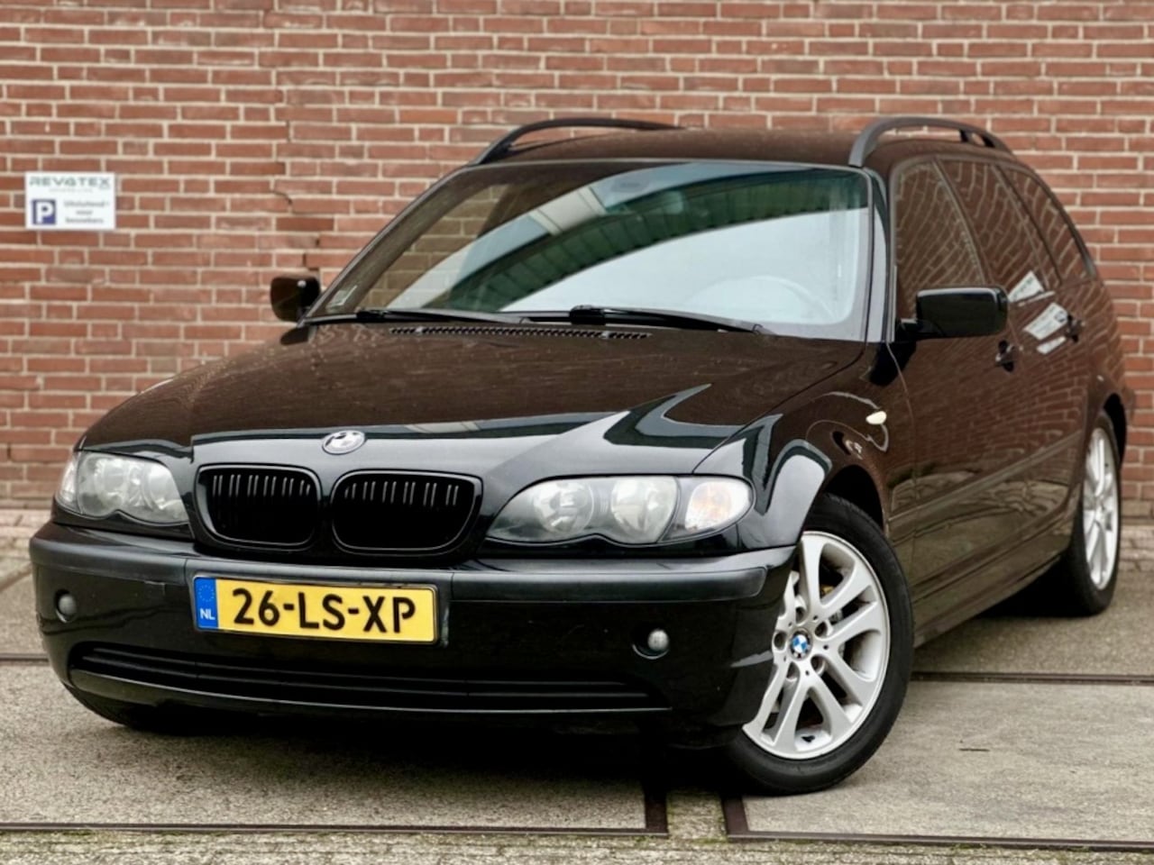 BMW 3-serie Touring - 320i Special Exec. - AutoWereld.nl