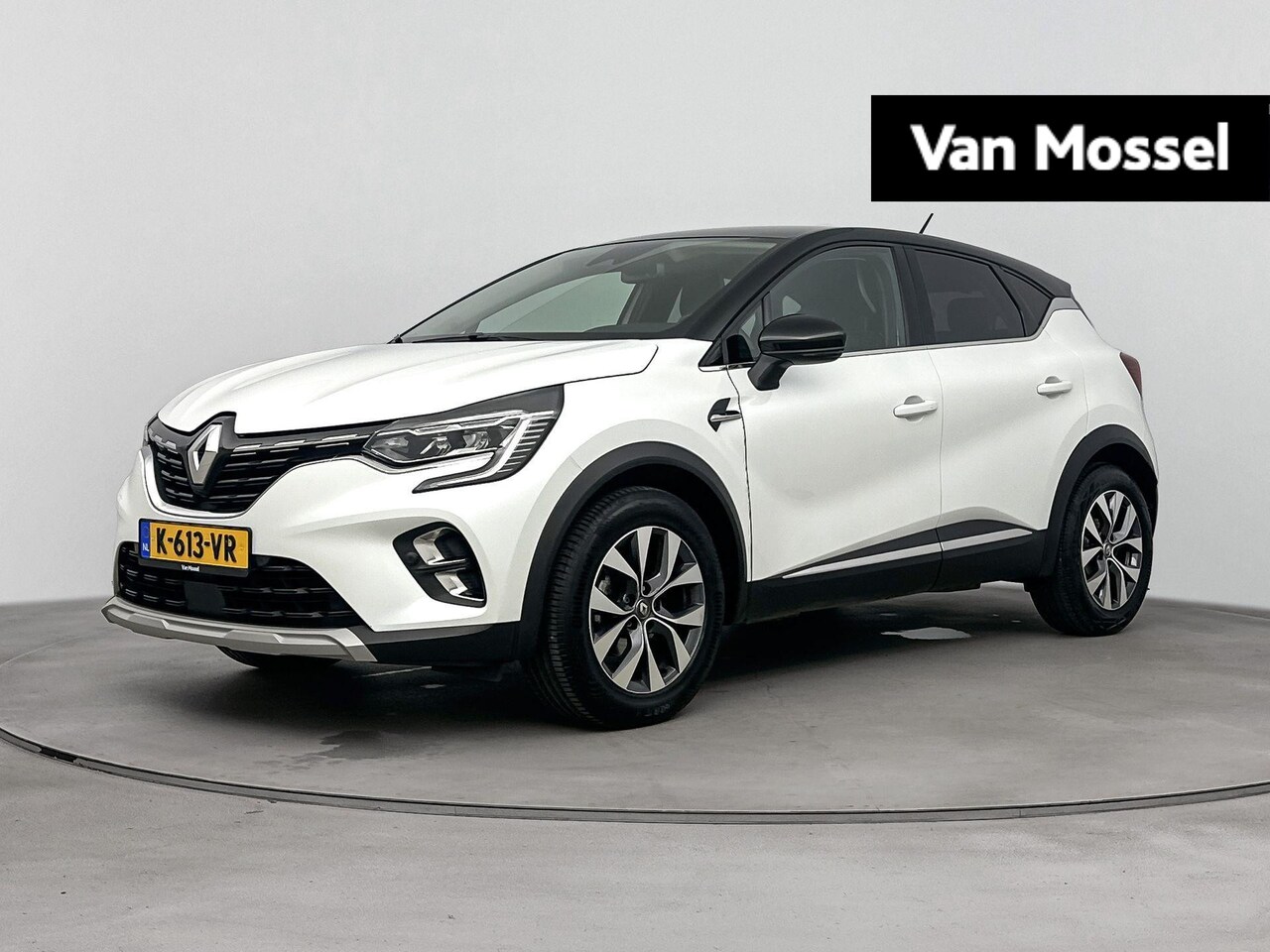 Renault Captur - 1.0 TCe 90 Intens | Navigatie | Achteruitrijcamera | Parkeersensoren Voor & Achter | DAB | - AutoWereld.nl