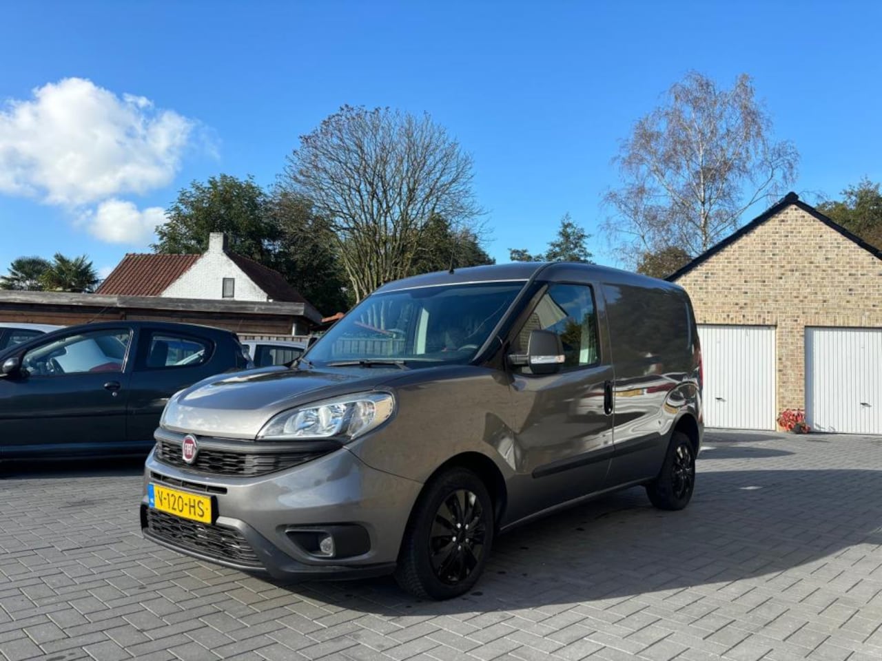 Fiat Doblò Cargo - 1.3 MJ L1H1 Actual 2017 Airco nap logisch - AutoWereld.nl