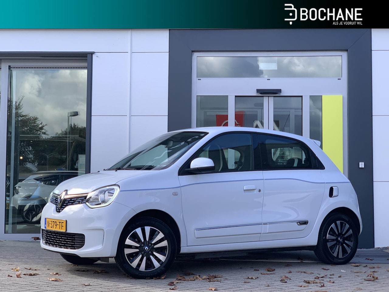 Renault Twingo Z.E. - R80 Intens | Navigatie | Achteruitrijcamera - AutoWereld.nl