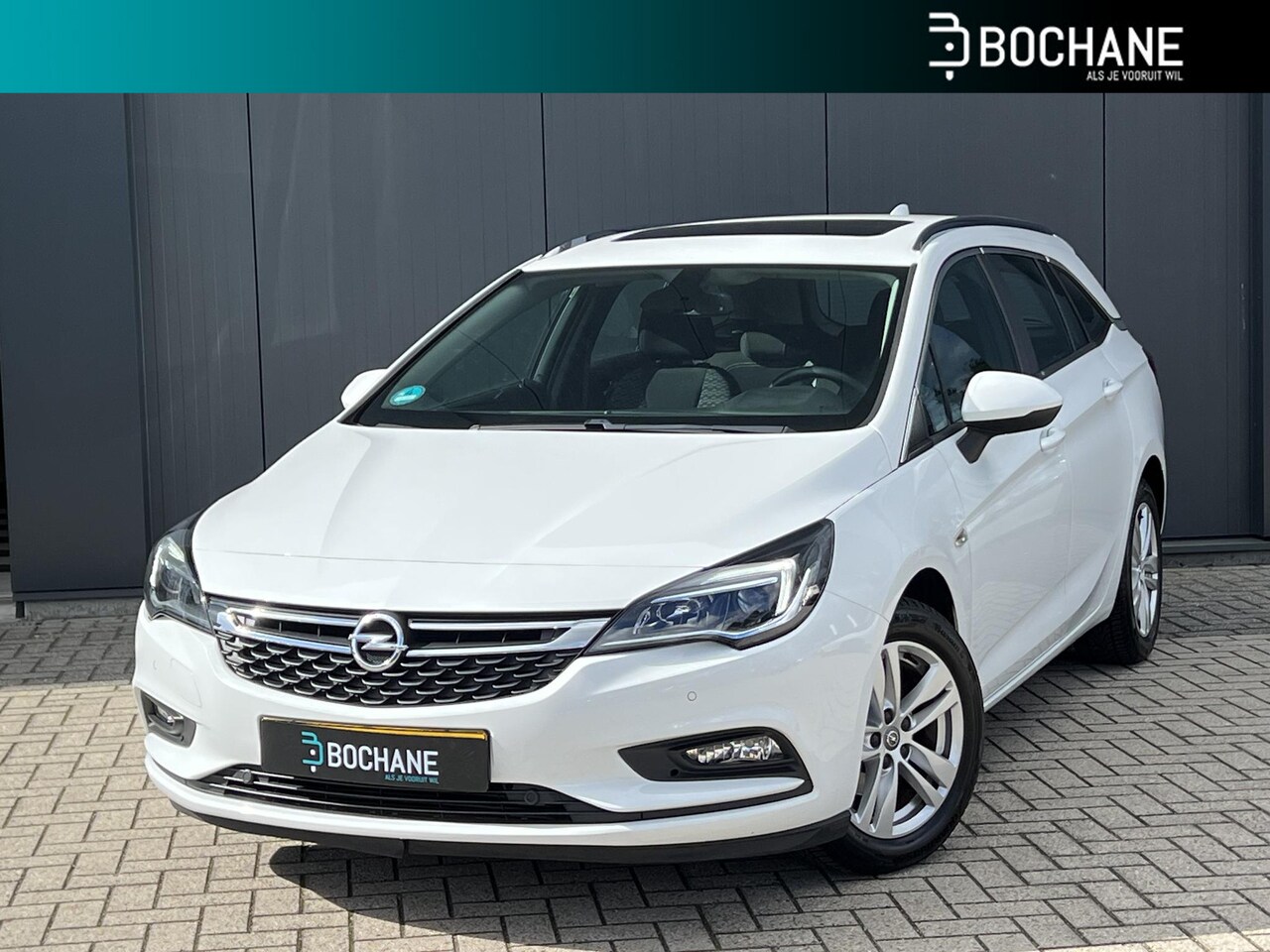 Opel Astra Sports Tourer - 1.0 Online Edition | Trekhaak | Navigatie | Schuifdak | Parkeersensoren voor & achter | Cl - AutoWereld.nl