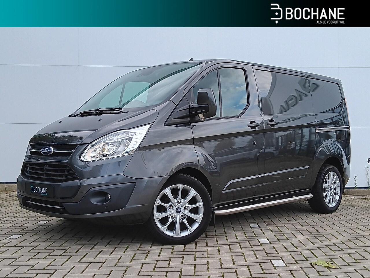 Ford Transit Custom - 270 2.0 TDCI L1H1 Limited Automaat / EURO 6 / Trekhaak / Navigatie / Parkeersensoren + Cam - AutoWereld.nl