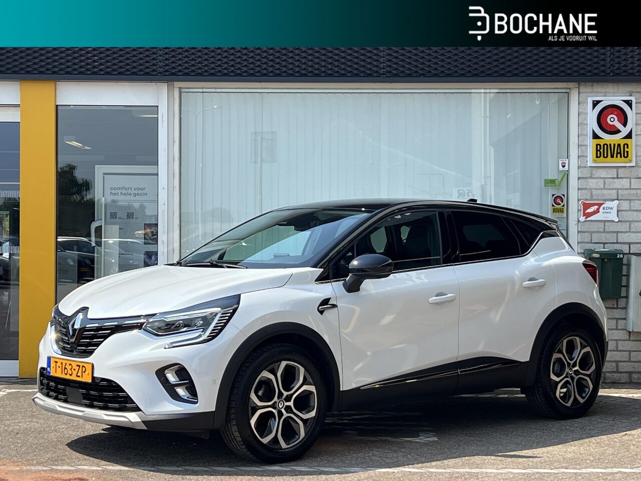 Renault Captur - 1.0 TCe 90 Techno | 360° Rondomzichtcamera | Bose audio | 9,3" Touchscreen - AutoWereld.nl