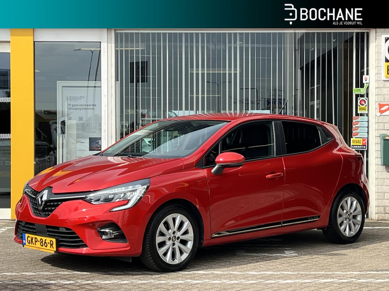 Renault Clio - 1.0 TCe 100 Intens | Navigatie | Stoelverwarming - AutoWereld.nl