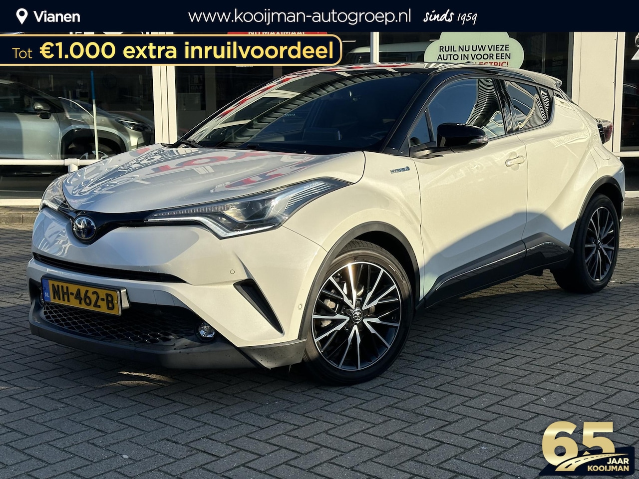 Toyota C-HR - 1.8 Hybrid Bi-Tone Plus 1.8 Hybrid Bi-Tone Plus - AutoWereld.nl