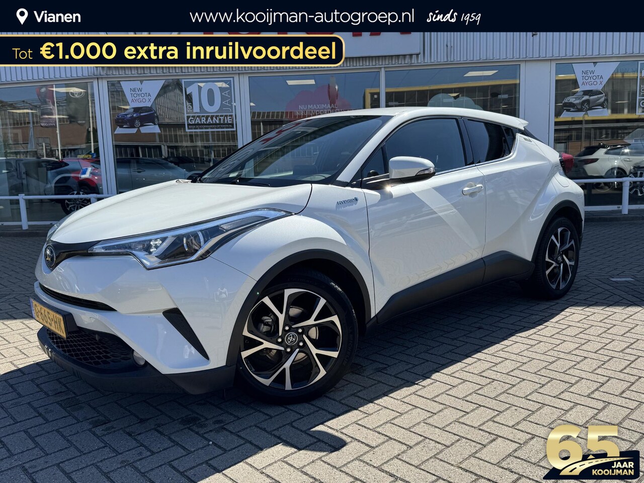 Toyota C-HR - 1.8 Hybrid Dynamic 1.8 Hybrid Dynamic , Stoelverwarming , Adaptieve Cruise control , Navigatie, 1e Eigenaar , - AutoWereld.nl