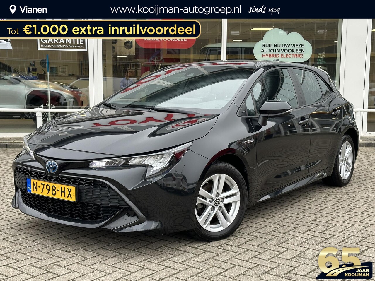 Toyota Corolla - 1.8 Hybrid Active + Trekhaak - AutoWereld.nl