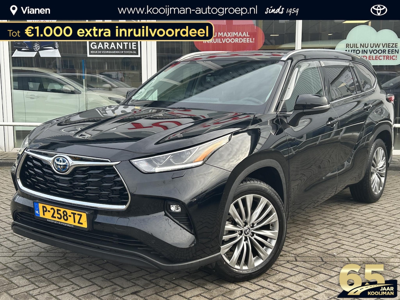 Toyota Highlander - 2.5 AWD Hybrid Executive 7 Pers. Schuif/kanteldak, Navigatie, Lederen bekleding, JBL, Smar - AutoWereld.nl