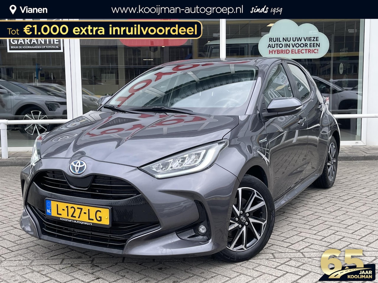 Toyota Yaris - 1.5 Hybrid Dynamic 1.5 Hybrid Dynamic , Keyless entry, Navigatie, Lichtmetaal, 1e eigenaar slechte 32000 km - AutoWereld.nl