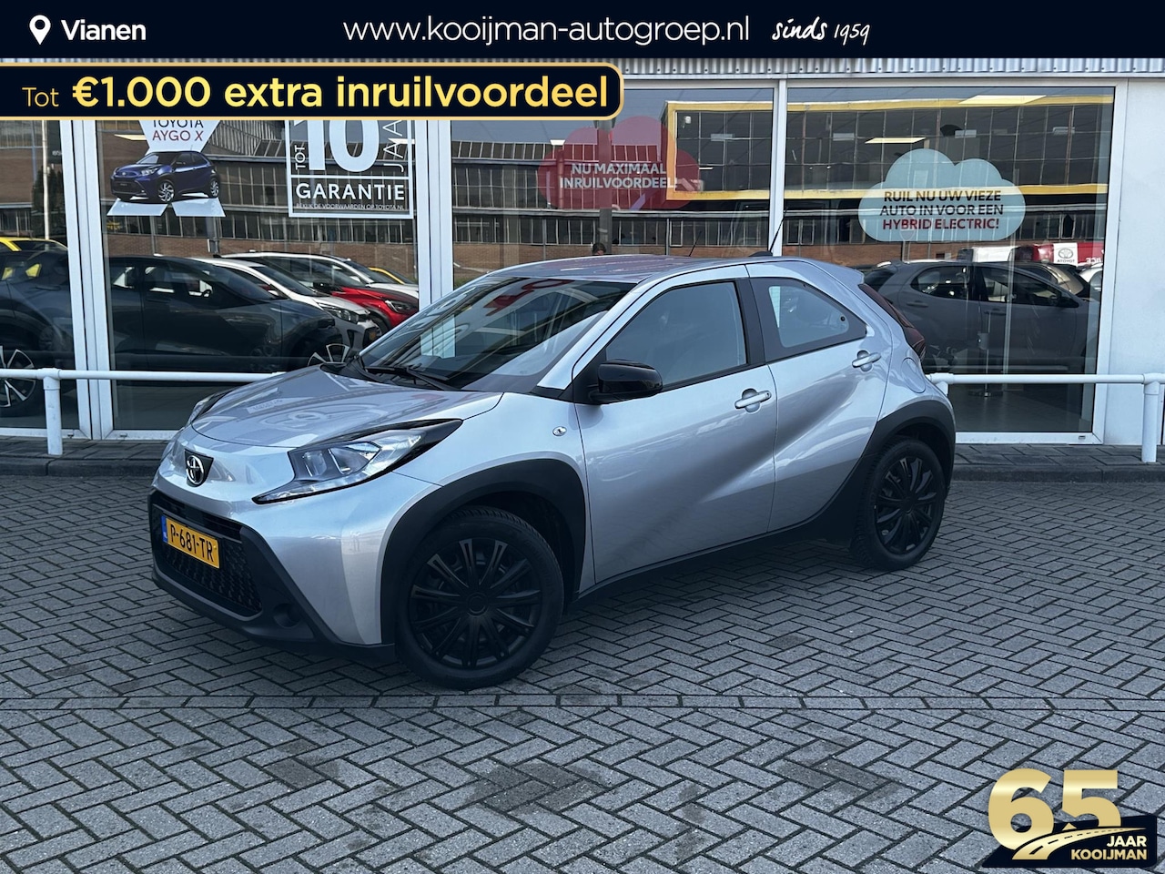 Toyota Aygo X - 1.0 VVT-i MT Play Apple Carplay / Android auto, Achteruitrijcamera, Airco, Adaptive cruise - AutoWereld.nl