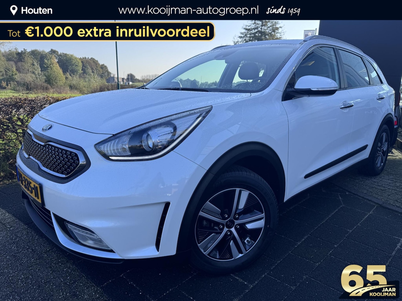 Kia Niro - 1.6 GDi Hybrid First Edition | Trekhaak | Navigatie | Dealeronderhouden | Cruise Control | - AutoWereld.nl