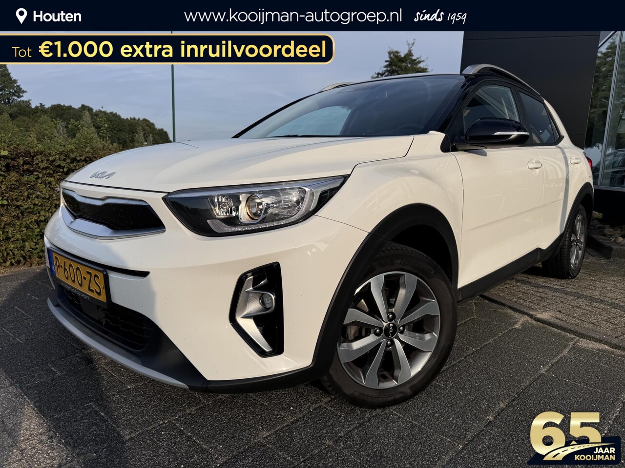 Kia Stonic - 1.0 T-GDi MHEV DynamicPlusLine | LM Velgen | Navigatie | Climate Control | Keyless Start/E - AutoWereld.nl