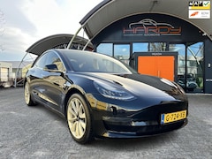 Tesla Model 3 - Long Range AWD 75 kWh 92% SOH Trekhaak (1.000kg) FSD 3