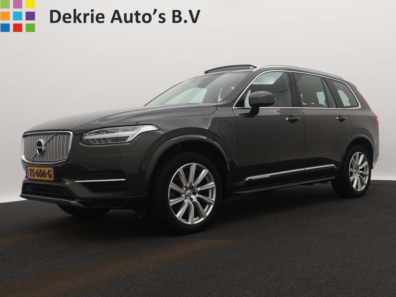 Volvo XC90 - 2.0 T8 Hybride AWD Inscription 7Pers. Panoramadak / Leder / Zittingverhoger achter / Busin - AutoWereld.nl