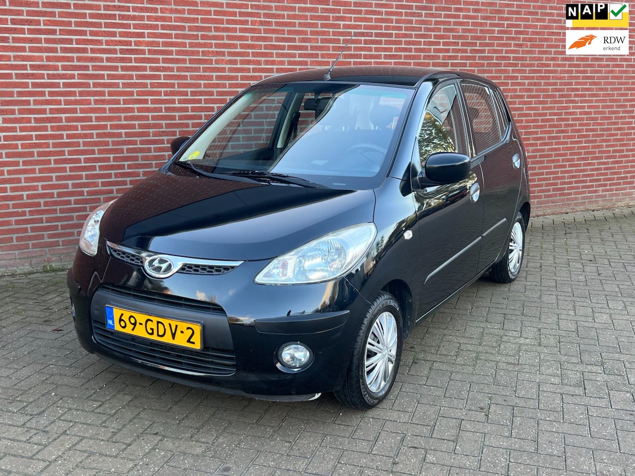 Hyundai i10 - 1.1 Active Cool NAP / Airco / Trekhaak / Leuke auto - AutoWereld.nl