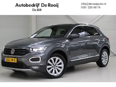 Volkswagen T-Roc - 1.5 TSI Sport Panoramadak | Stoelverwarming | Dodehoek assistentie | Keyless Entry