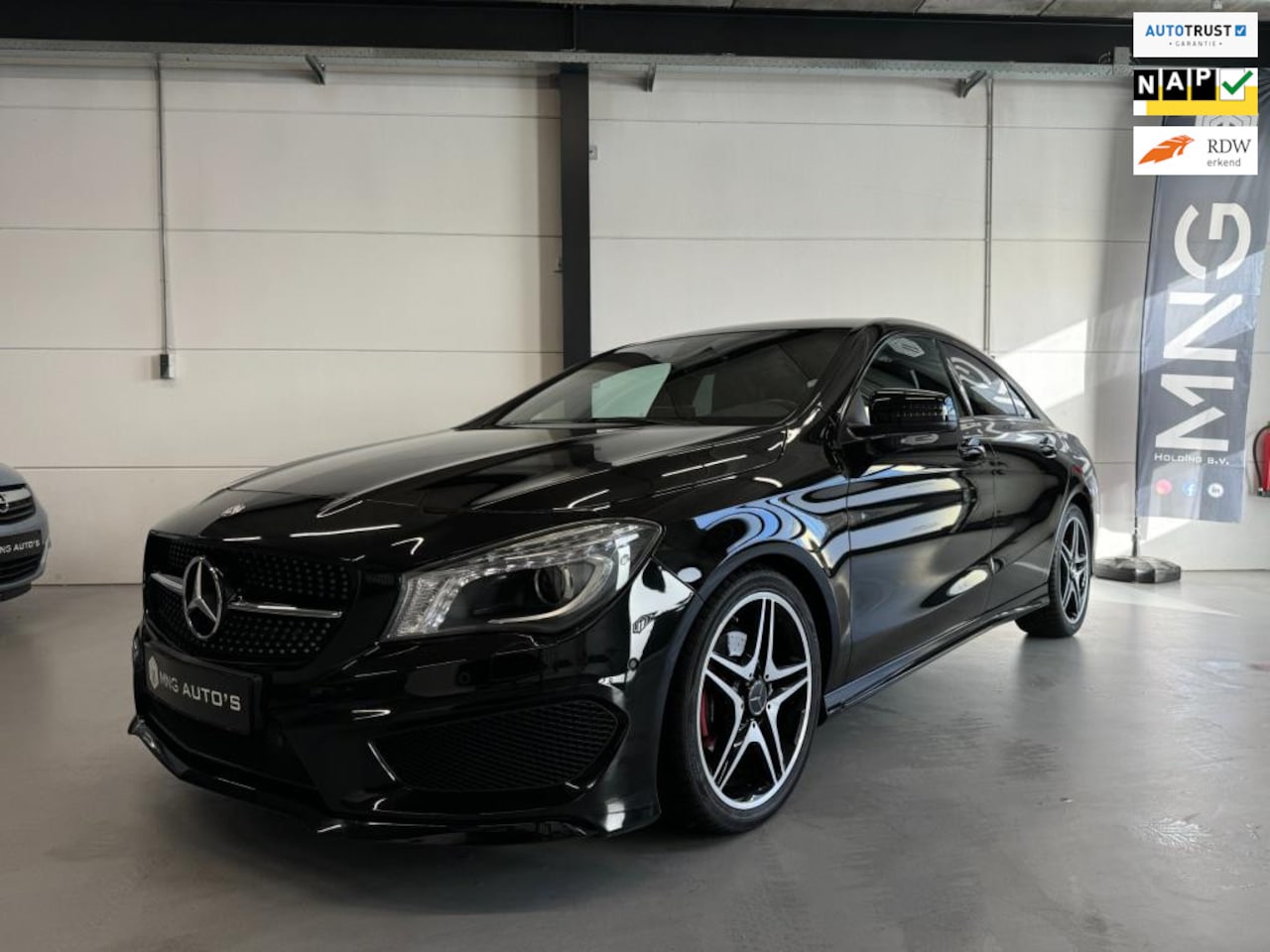 Mercedes-Benz CLA-Klasse - 180 AMG|Memory|Camera|DealerOnderhouden| - AutoWereld.nl