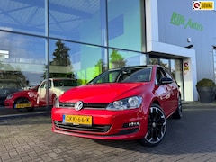 Volkswagen Golf - 1.2 TSI CUP Edition * 19 Inch * Stoelverwarming * PDC 2X