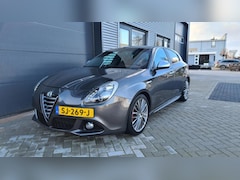 Alfa Romeo Giulietta - 1.6 JTDm Exclusive