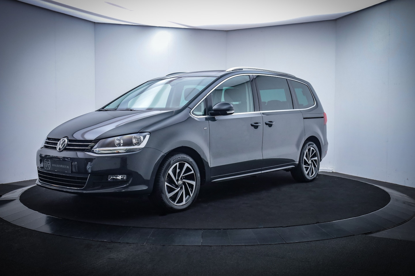 Volkswagen Sharan - 1.4TSI 150Pk Dsg 7Pers JOIN Series NAVI/CAMERA/CARPLAY/STOELVERW/ELEK SCHUIFDEUREN/PDC V+A - AutoWereld.nl