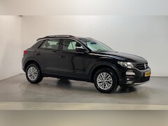 Volkswagen T-Roc - 1.0 TSI 116pk Style Camera Navigatie DAB+ Parkeersensoren