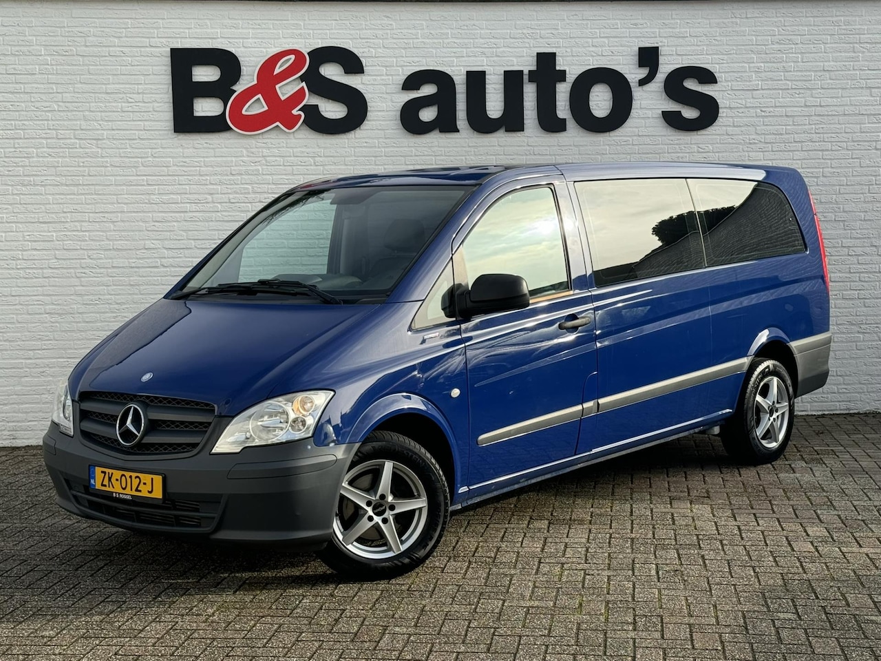 Mercedes-Benz Vito - 113 CDI 343 9 Persoons Marge Leder Airco Camera Navigatie Pdc Lm velgen - AutoWereld.nl