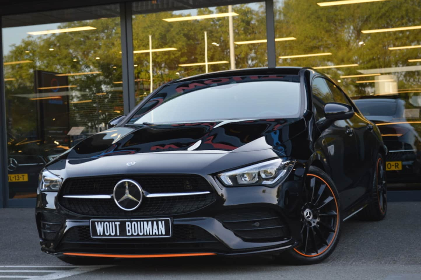 Mercedes-Benz CLA-Klasse - 250 AMG Led Panorama Memory Burmester Distronic Camera Augmented Reality Pdc - AutoWereld.nl