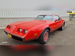 Pontiac Firebird - 4.9 FT 87 Esprit