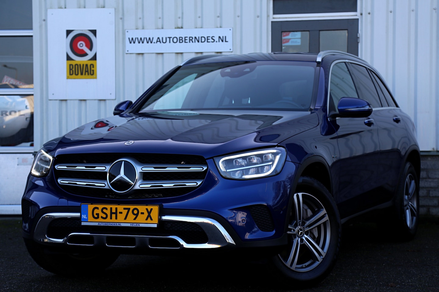 Mercedes-Benz GLC-klasse - 300e PHEV Plug in 4MATIC*Perfect Onderh.*1ste Eig*BTW*ACC/Sfeer/Dodehoek/Keyless Entry+Go/ - AutoWereld.nl