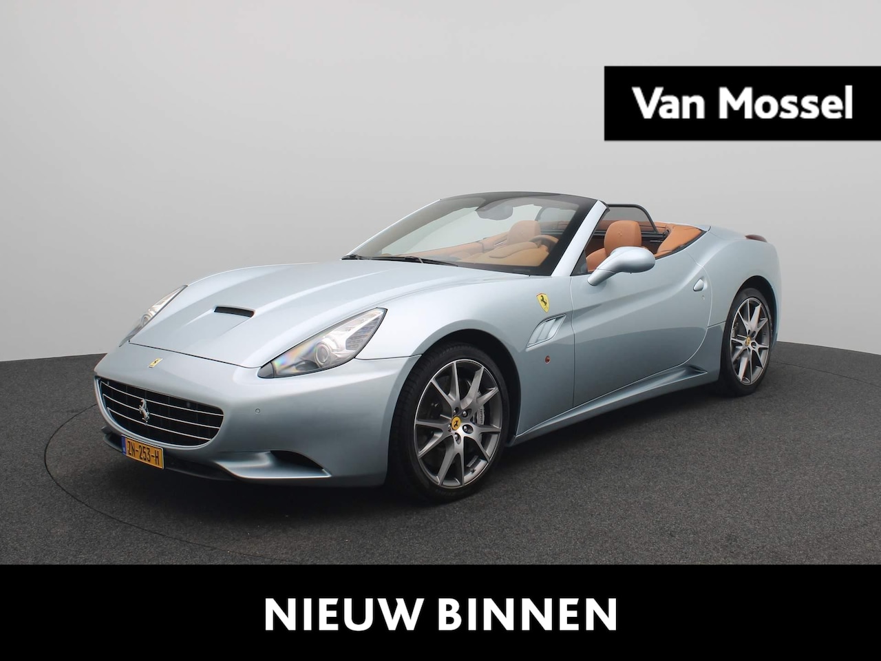 Ferrari California - 4.3 V8 | NP EUR 246.700,-| Dealer Onderhouden | Keramisch | Daytona Seats | 20 Inch | - AutoWereld.nl