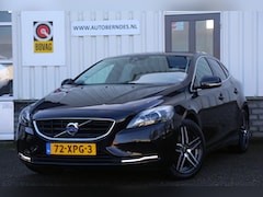 Volvo V40 - 1.6 D2 Momentum*NL-Auto*Perfect Onderh.*Navi/Half Leder/Stoelverw./Camera/LED/Parkeersens.