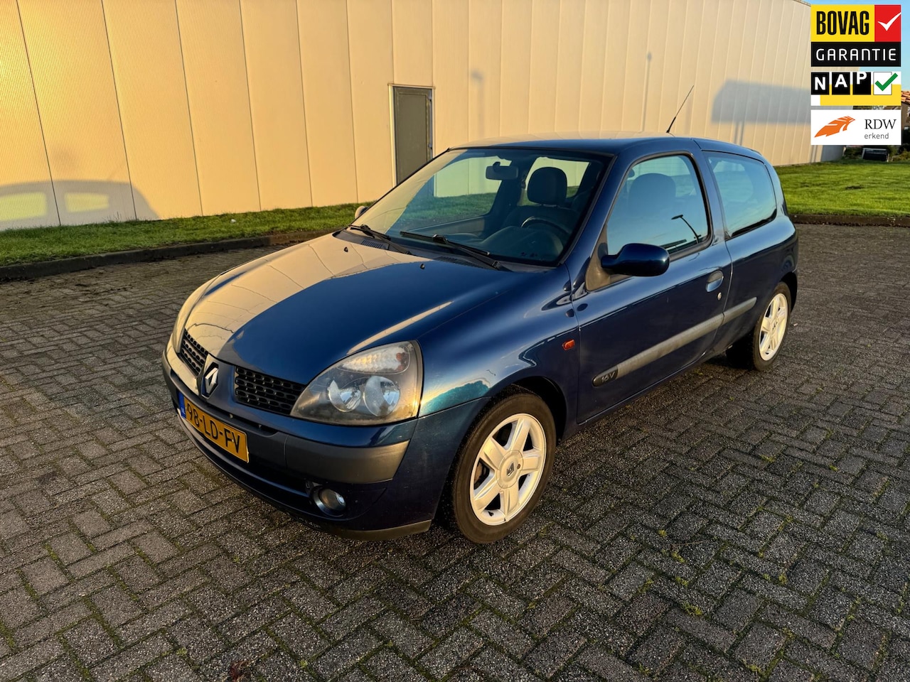 Renault Clio - 1.2-16V Dynamique 1.2-16V Dynamique - AutoWereld.nl