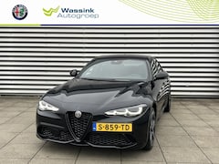 Alfa Romeo Giulia - 2.0T 280pk AWD | 19'' LM Velgen | Navigatie | Achteruitrijcamera